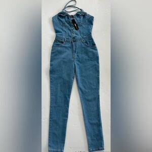FASHION NOVA ‘Loren’ Blue Denim Halter Jumpsuit Size L NWT
